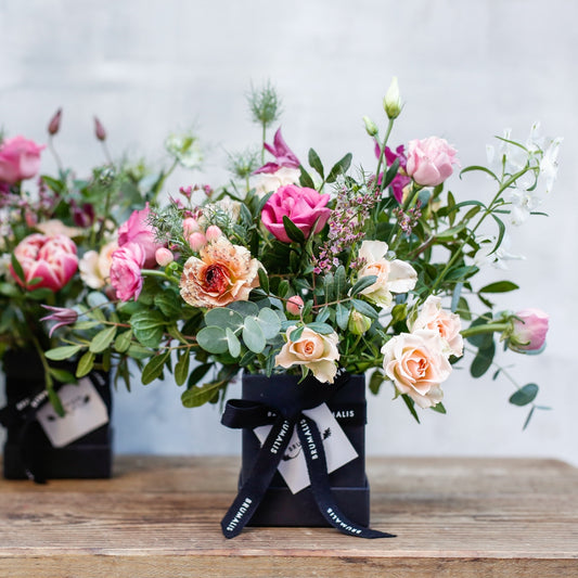 Mini caja brumalis con flores