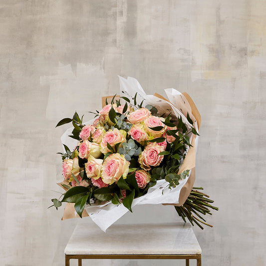 Ramo de rosas rosas