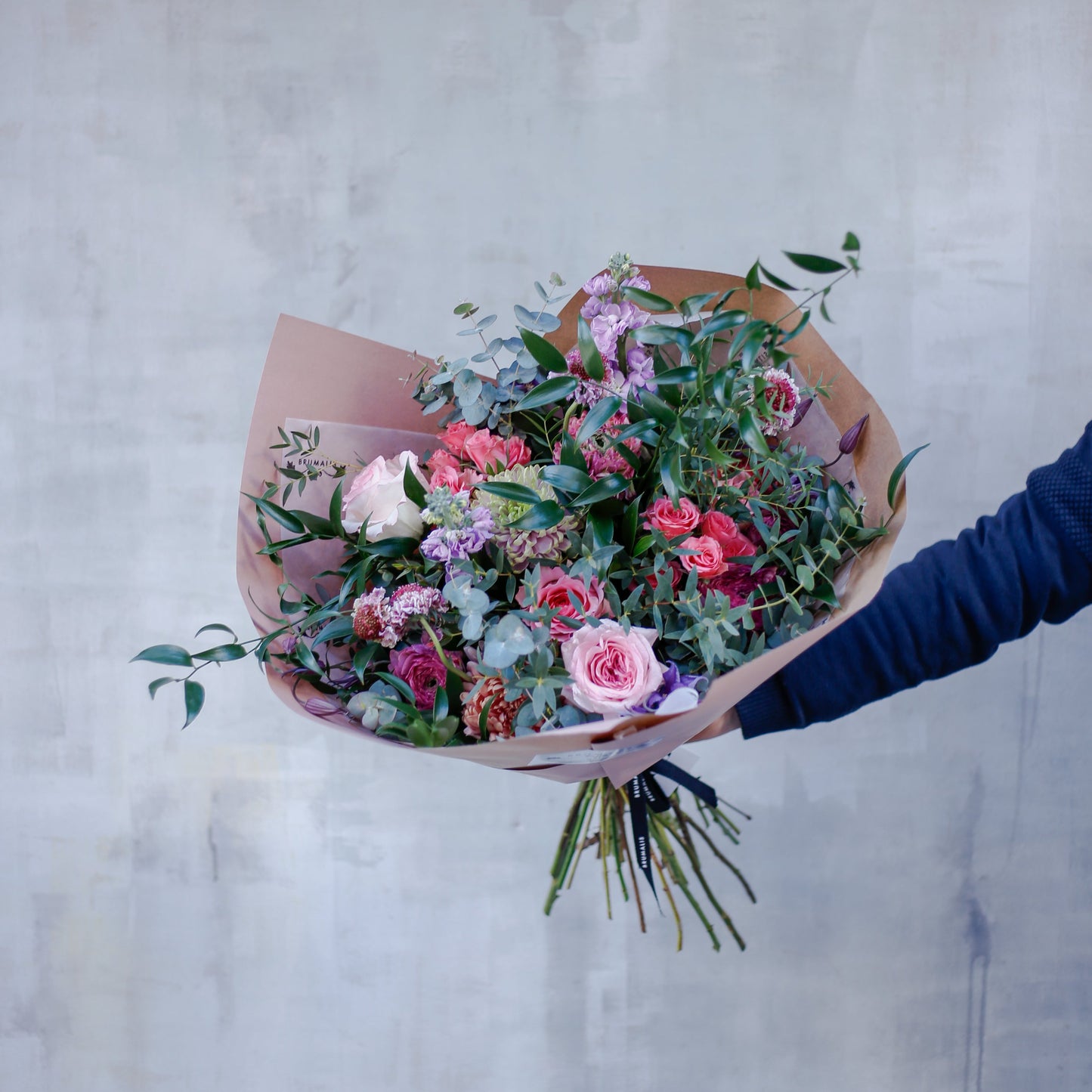 Ramo de flores romántico