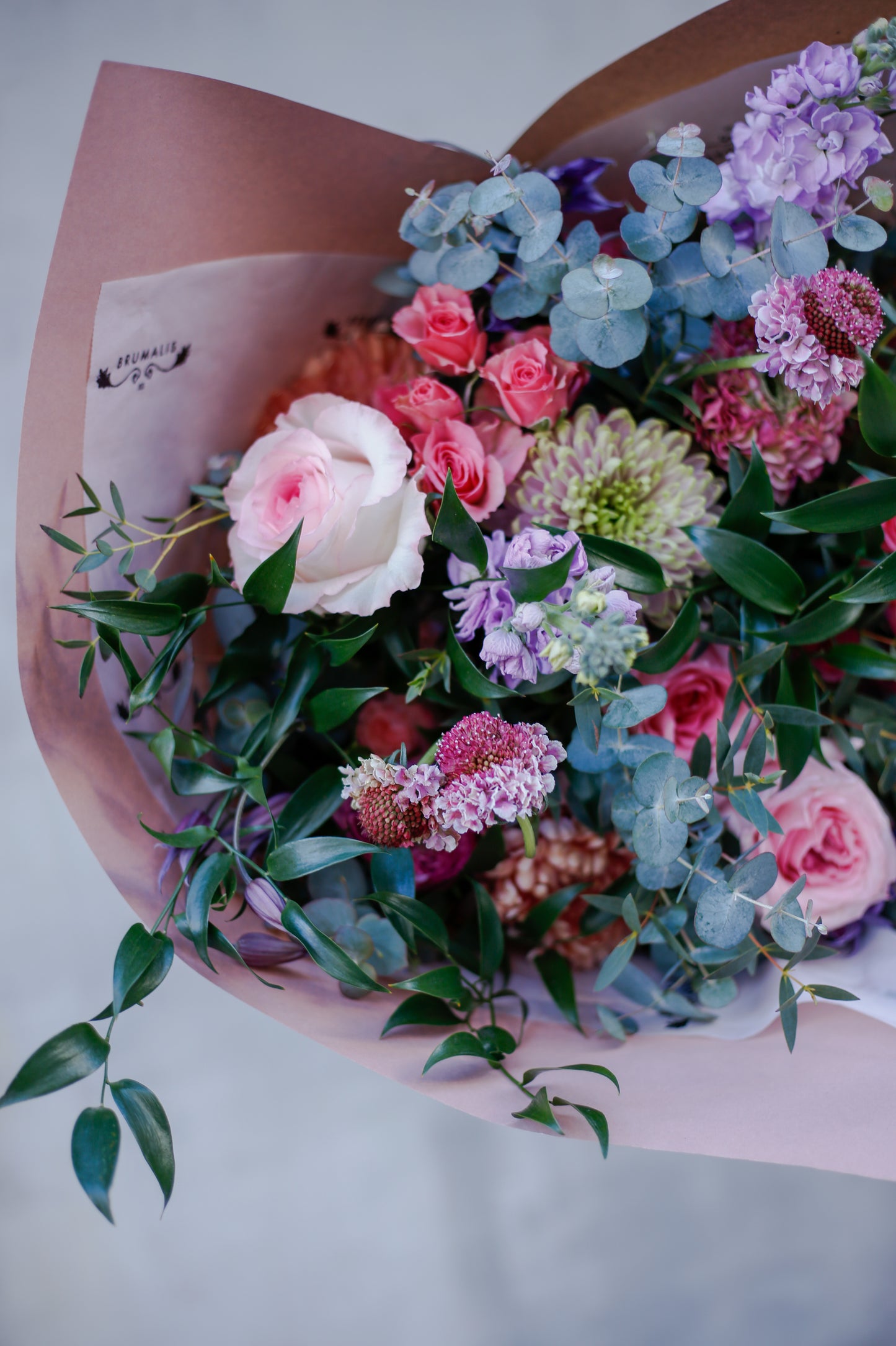 Ramo de flores romántico