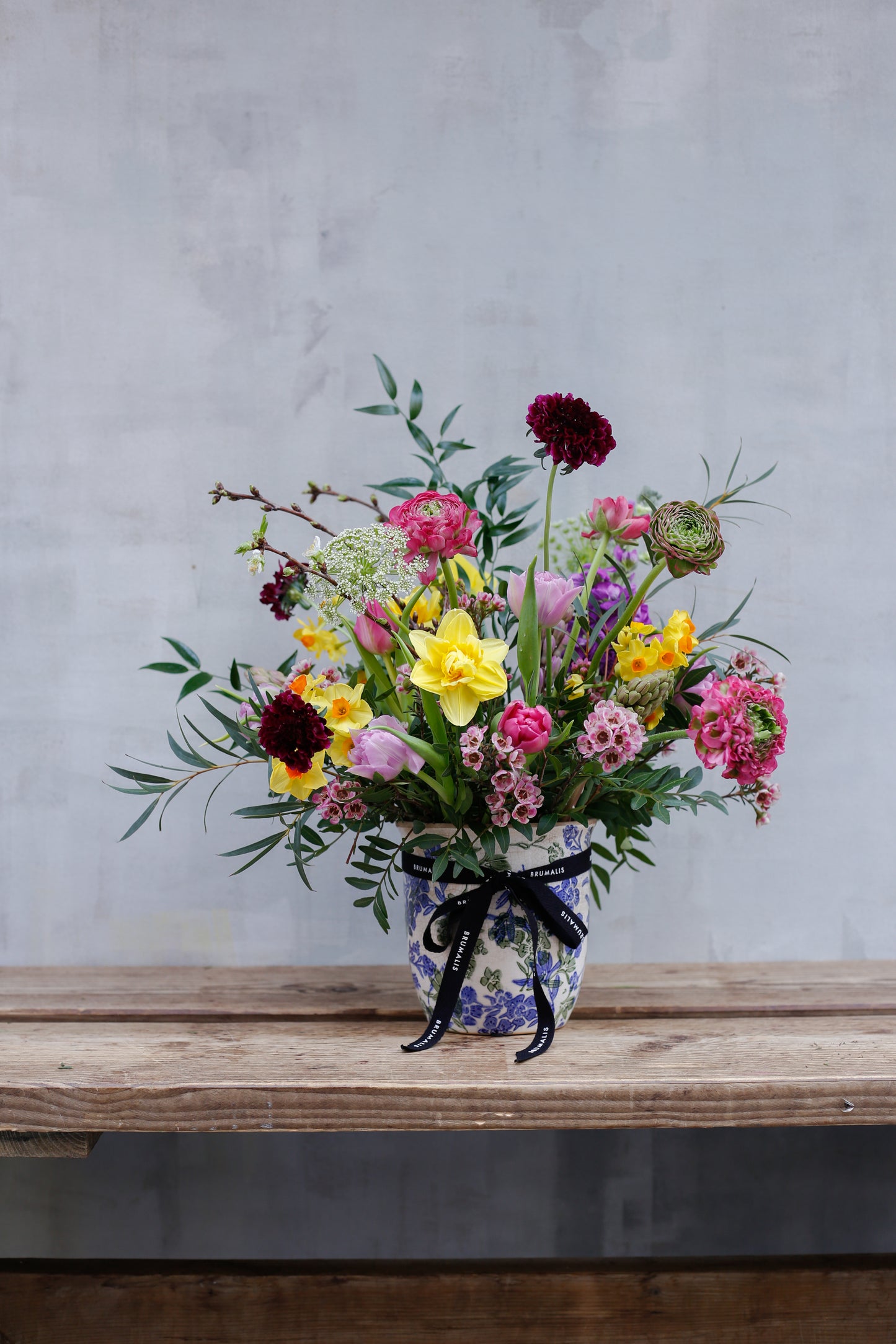 Bulbos de temporada en jarrón print azul y verde