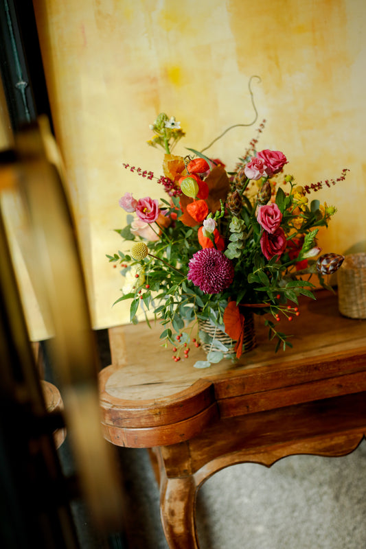 Mini cestita con flores otoñales