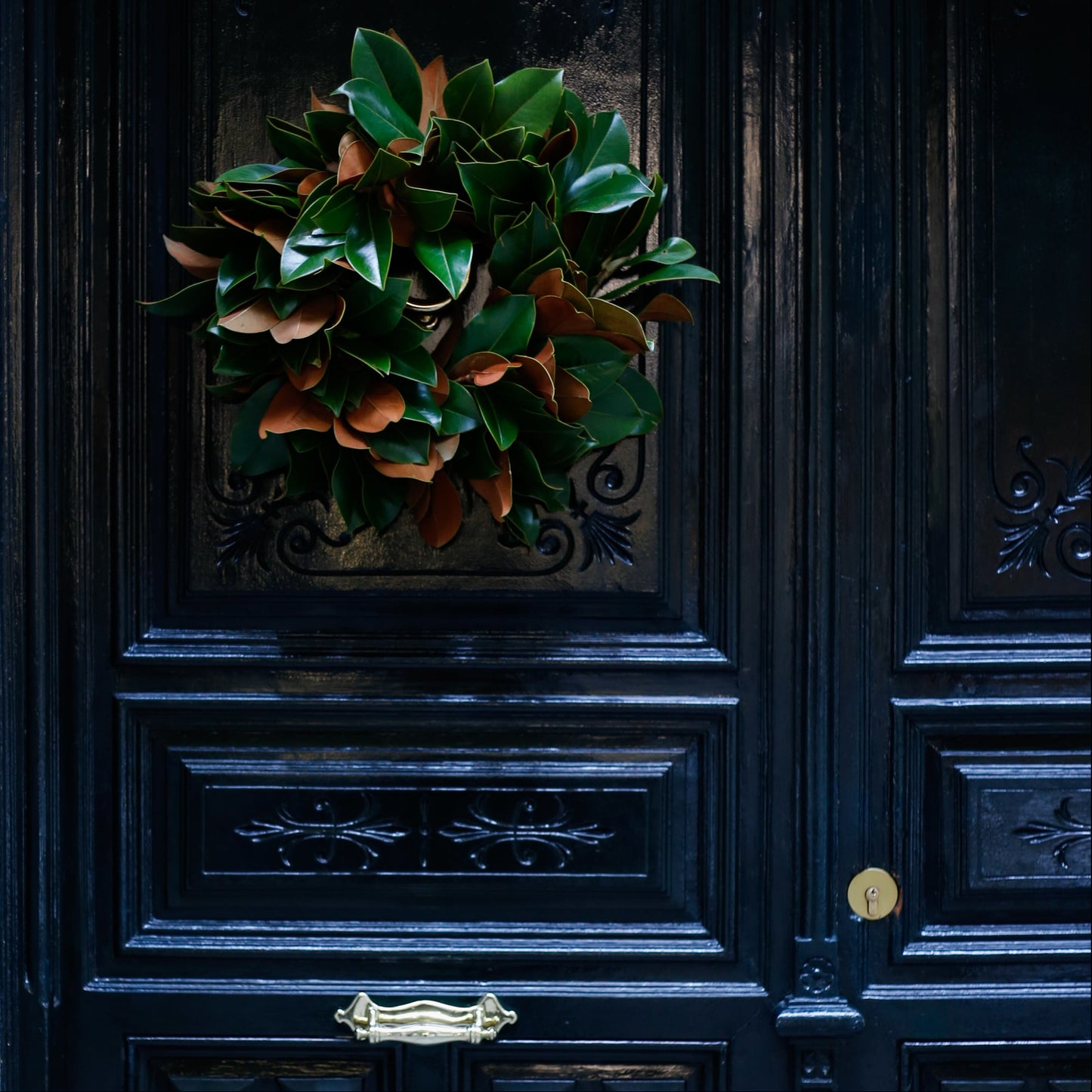 Corona de hojas de magnolio natural