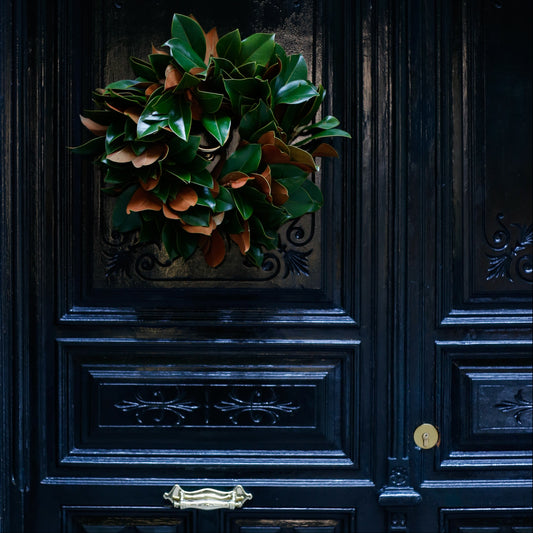 Corona de hojas de magnolio natural