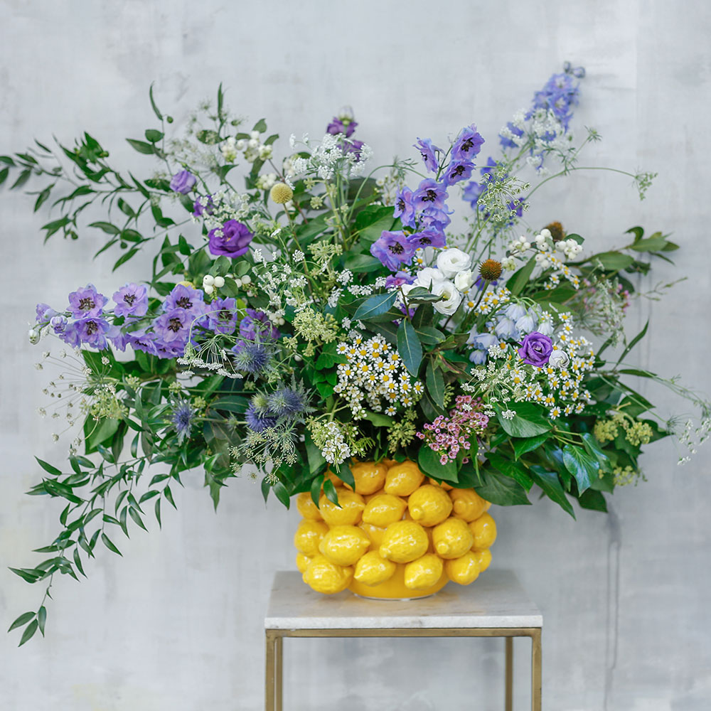 Lírico A bordo Mejorar Arreglo de flores en jarrón limones | brumalis