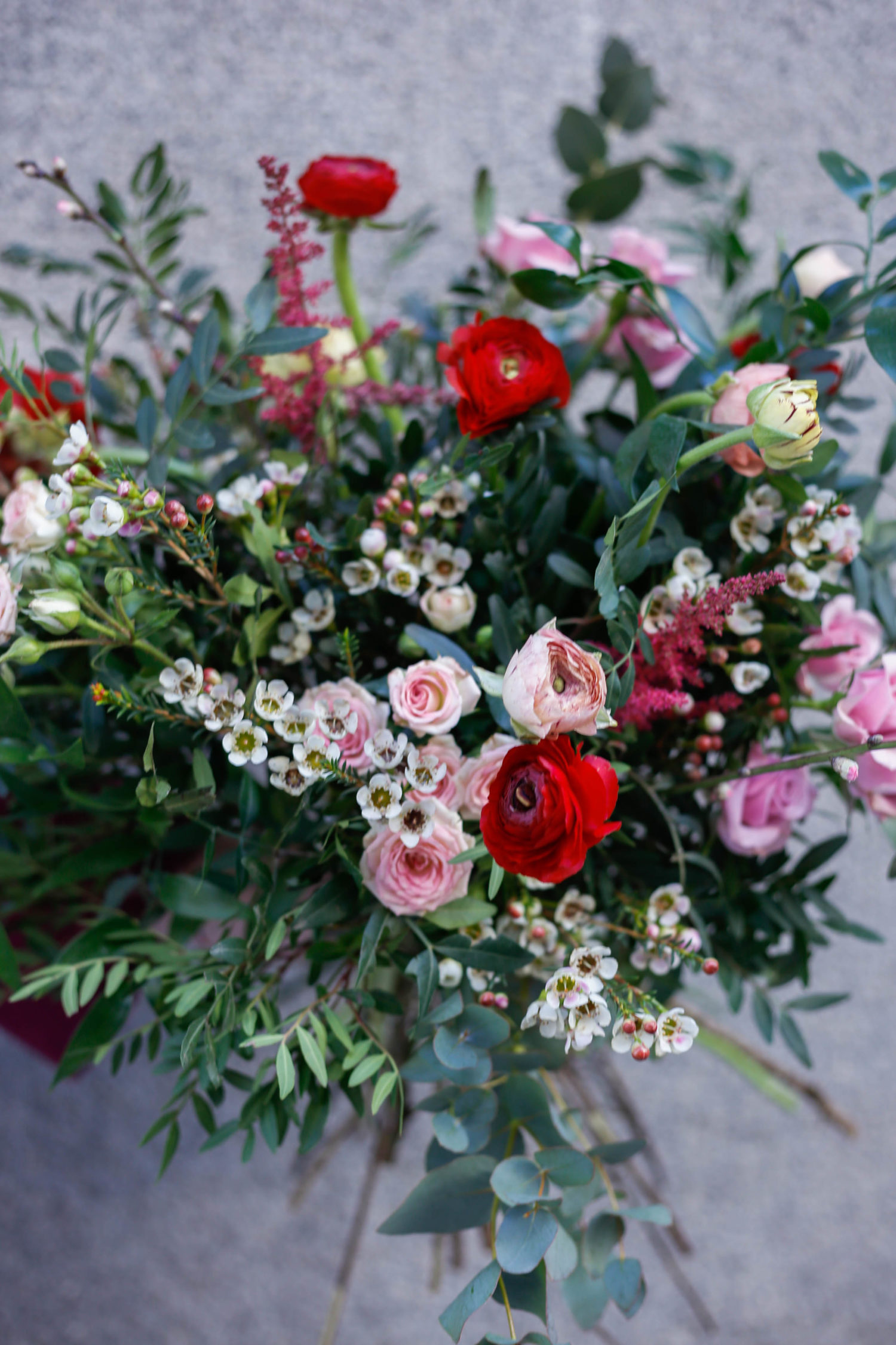 Ramo de flores de temporada de San Valentín · Envío nacional - Imagen 4